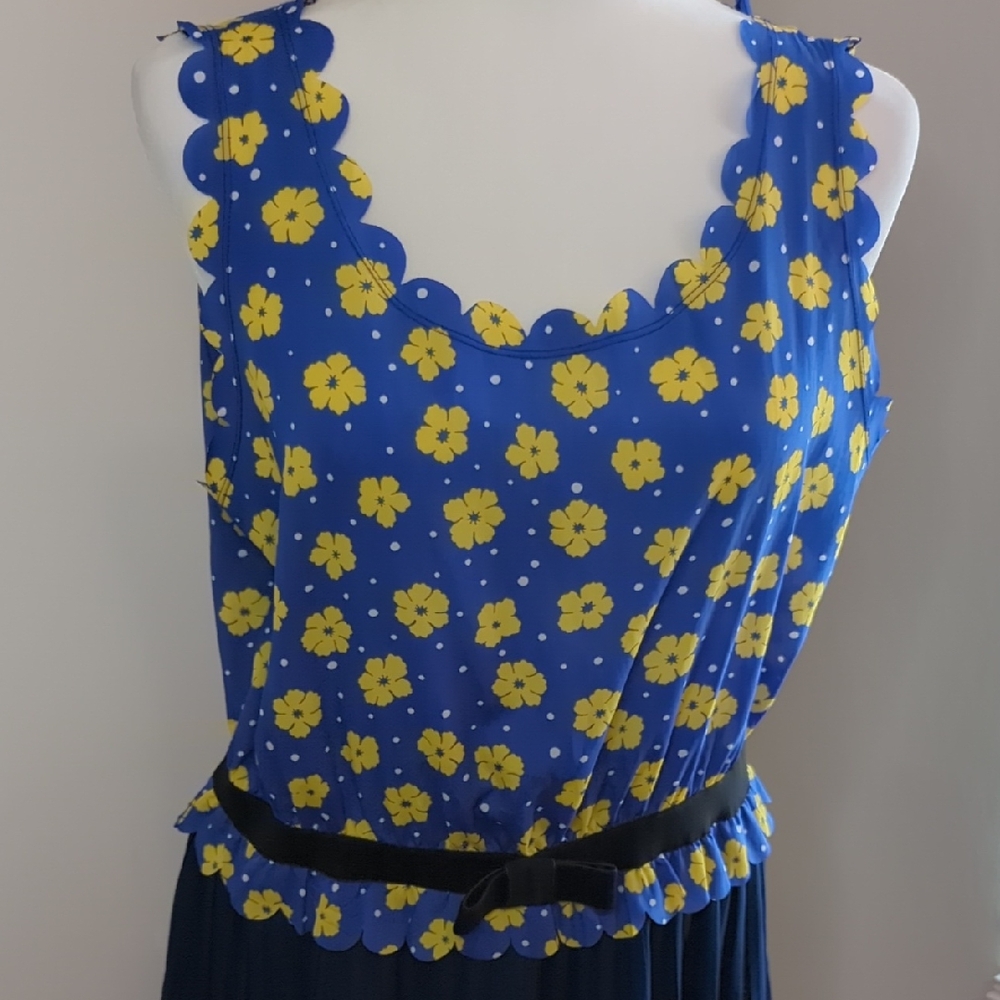Chic Blue Floral Dress with Yellow Accents